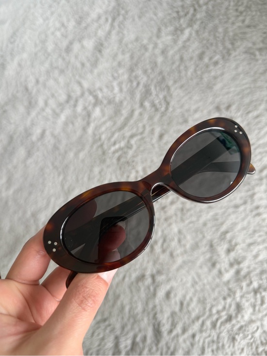 Celine Accessories - Celine Tortoiseshell Round Sunglasses - Dark Lenses